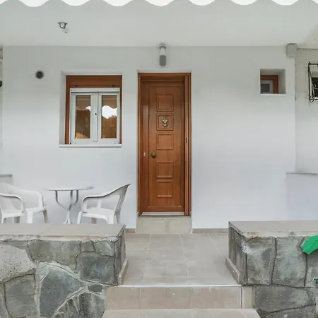 Дом отдыха Boutique Maisonette *